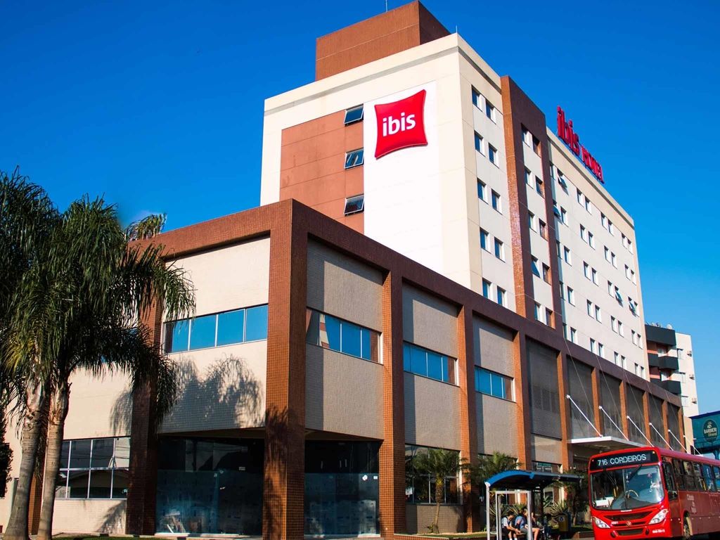 伊塔雅伊纳威甘特斯宜必思酒店 Itajaí 外观 照片
